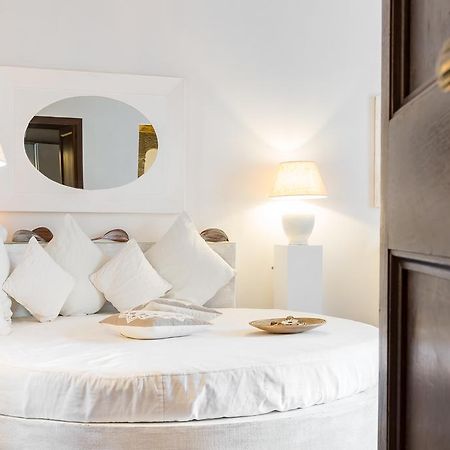 רומא Colosseo Luxury Apartment מראה חיצוני תמונה
