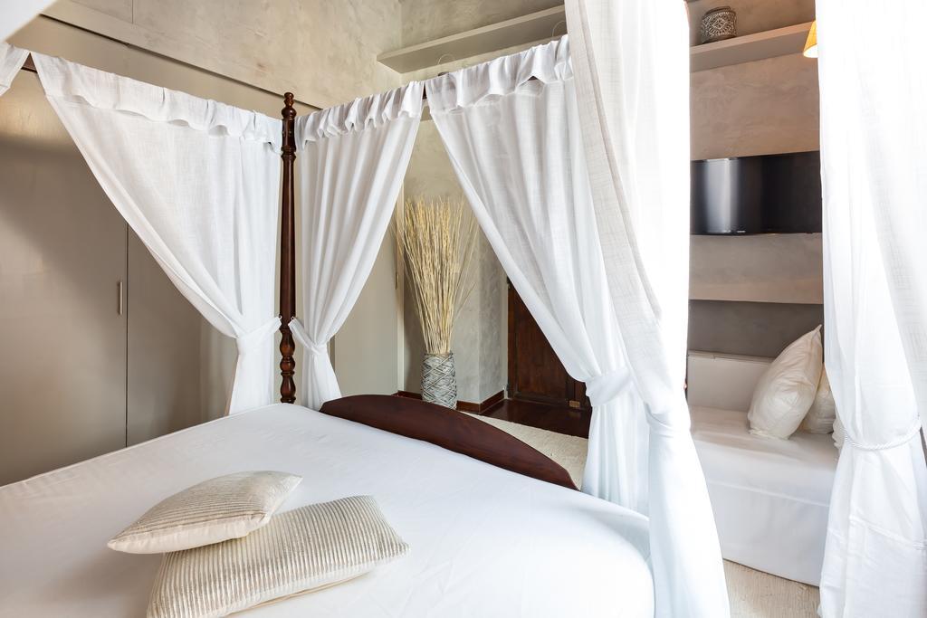 רומא Colosseo Luxury Apartment מראה חיצוני תמונה